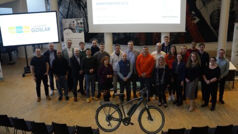 Personen mit einem Pedelec